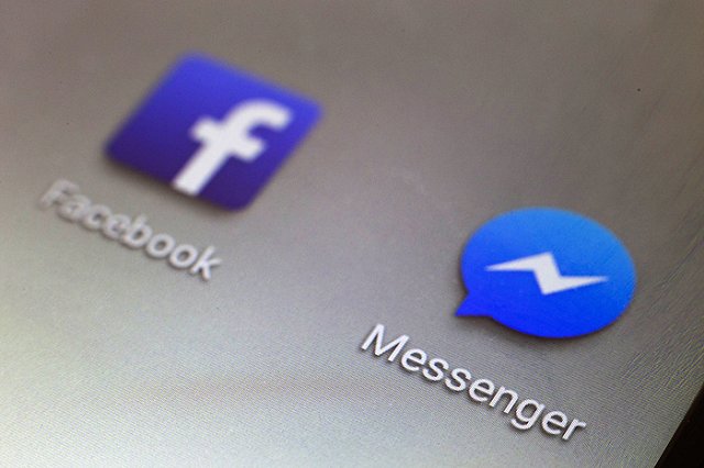 В Екатеринбурге педагогам запретили общаться с учениками и родителями в Сети