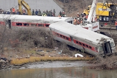 Крушение поезда в Нью-Йорке — результат превышения скорости