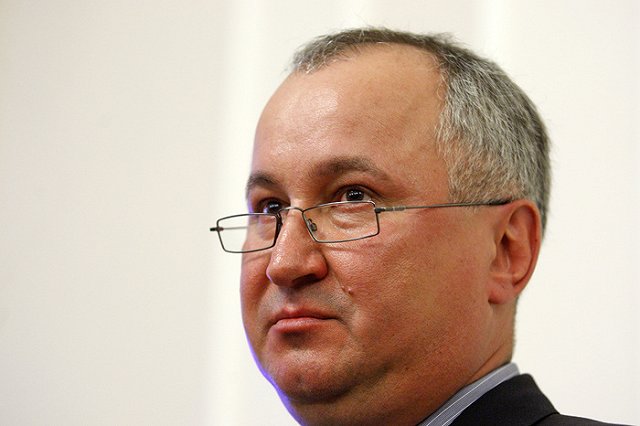 СБУ начала проверку режиссера Владимира Меньшова, передавшего миллион ДНР