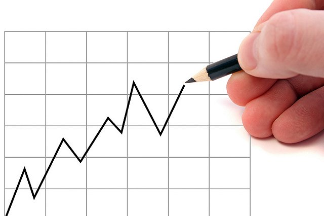 Квартальный рост производства в России составил почти 4%