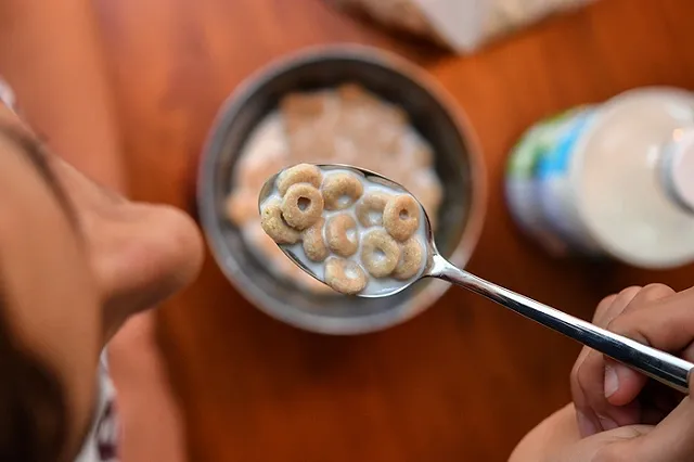 Ученые объяснили, что надо есть для хорошего настроения в разном возрасте