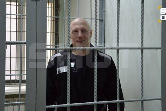 Свердловская «ждуля» вышла замуж за «авторитета», отбывающего пожизненный срок