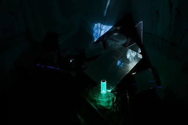 Художники из Казахстана отказались ехать в Екатеринбург после крушения самолёта в Актау