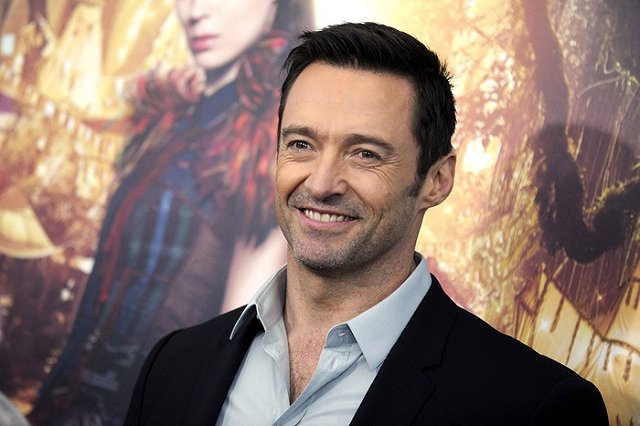 Хью Джекман спас двух детей и взрослого от штормовых волн в Сиднее