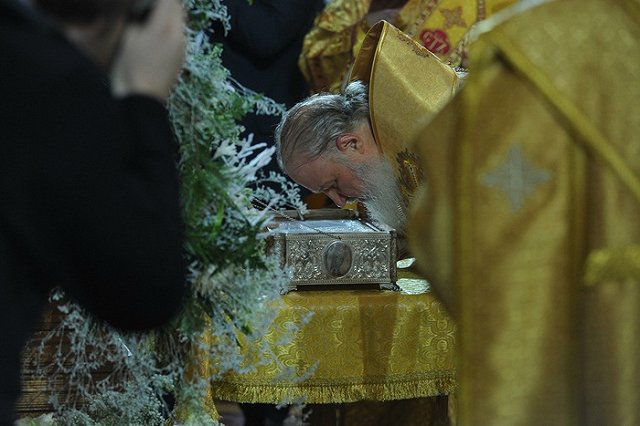 В храм Христа Спасителя передадут специальную икону для слепых