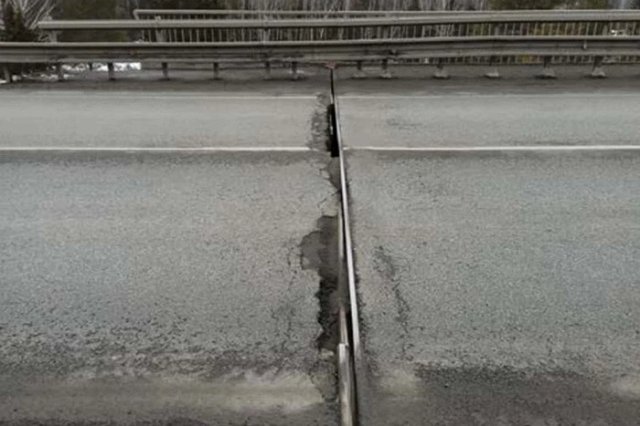 На ЕКАД отремонтируют эстакаду за 180 миллионов рублей