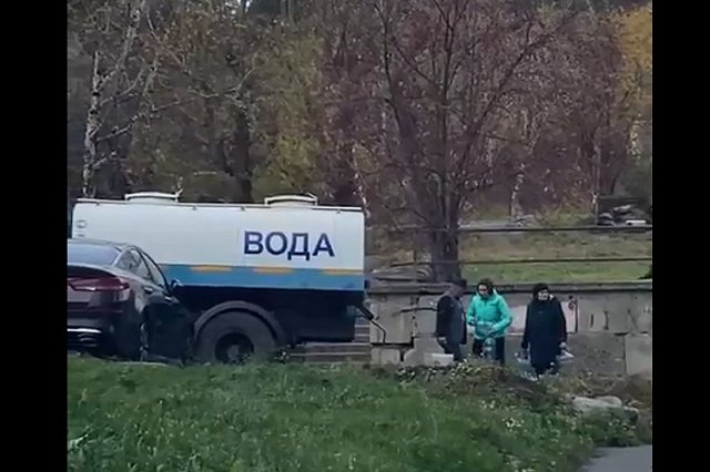 Жители одного из домов на Уктусе остались без воды