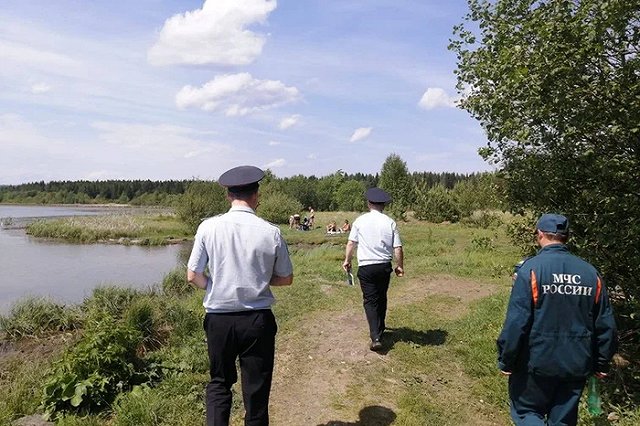 Утопленник всплыл на Верх-Исетском пруду в Екатеринбурге
