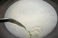 Онищенко: Россия живет в условиях молочного голода