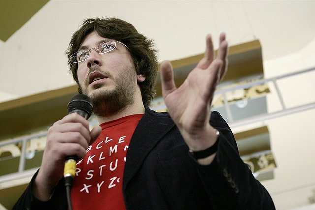 Дизайнер Артемий Лебедев оценил свой снимок в 500 тыс. рублей