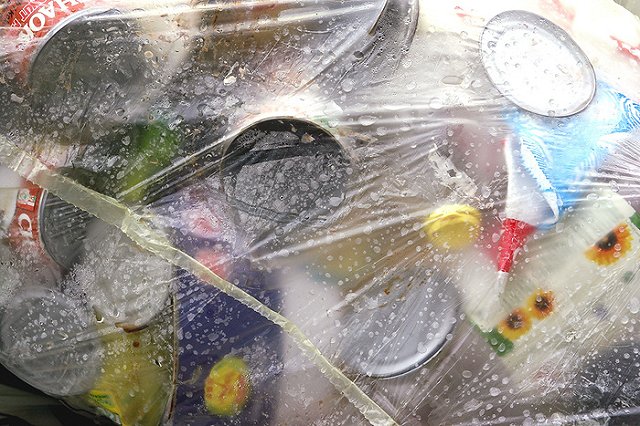 Пожилой мужчина, найденный мертвым на ЖБИ, в темноте упал с лестницы