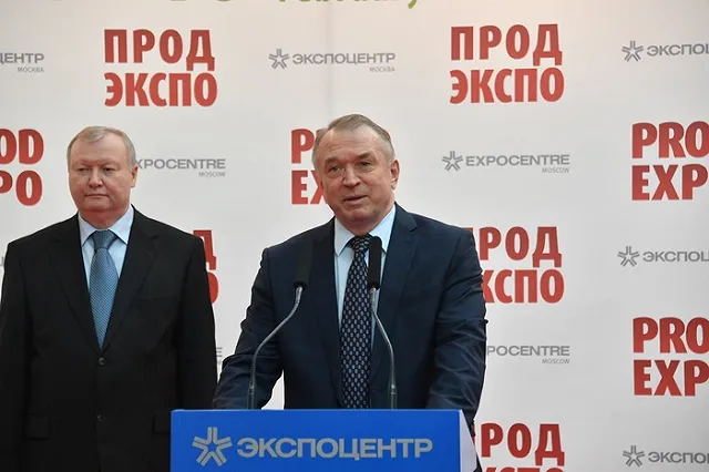 Правительство задумалось о повышении подоходного налога до 15 процентов