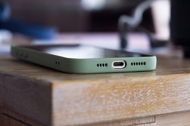 Мошенники начали применять новую двухэтапную схему обмана россиян