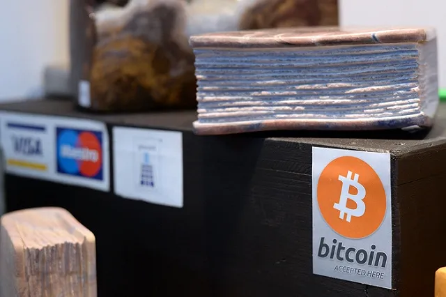 Visa запустила переводы по номеру телефона между картами разных банков