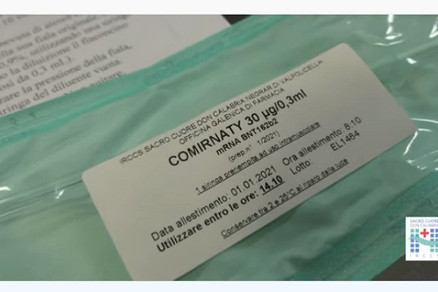 Британское СМИ назвало «позором ЕС» вакцинацию итальянской певицы «Спутником V»