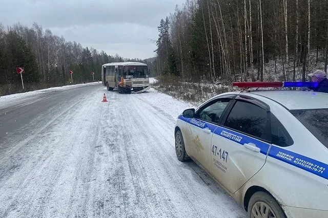 Этим утром в Екатеринбурге произошло сразу два ДТП с участием автобусов
