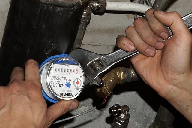 В Ревде «сотрудники ЖКХ» обокрали пенсионерку