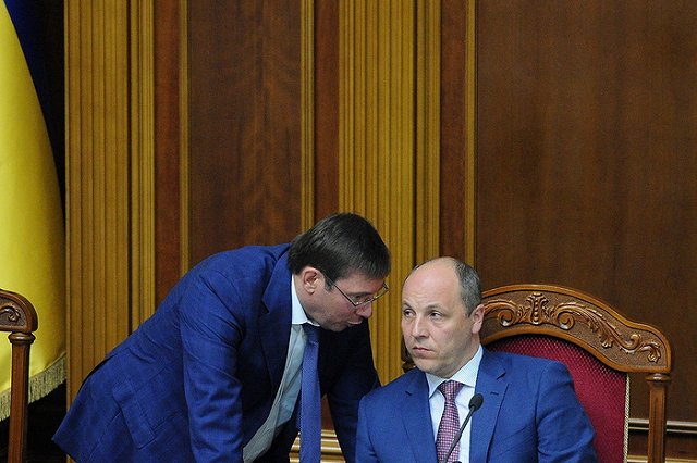 Спикер Рады пообещал предотвратить наступление российских танков на Прагу