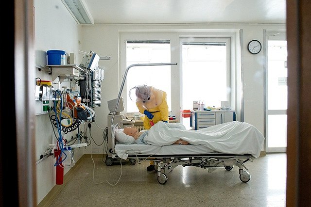 Ученые предсказали скорое распространение Эболы в Европе