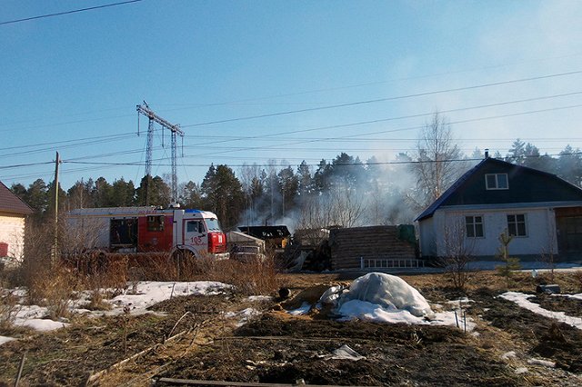 Пожар из-за «беспризорного» костра случился в садовом товариществе «Мечта»