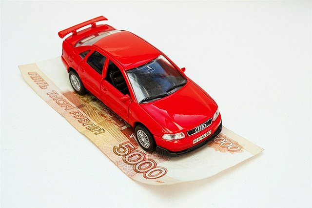 Авторынок в России рухнет к концу года