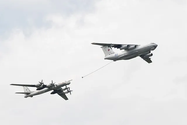 СМИ сообщили о подготовке бомбардировщиков Ту-160 и Ту-95 к боевому применению