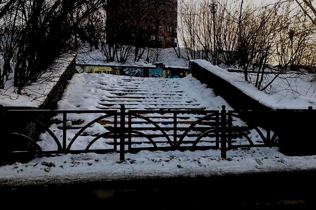 ГИБДД и мэрия Екатеринбурга перекрыли синоптикам вход на метеогорку