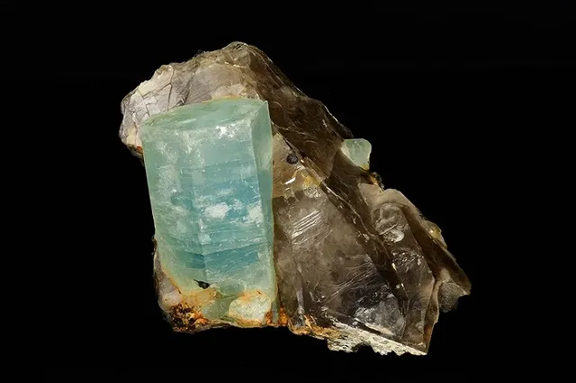 Уральская таможня: экспорт драгоценных и полудрагоценных камней в Китай вырос в 3,5 раза