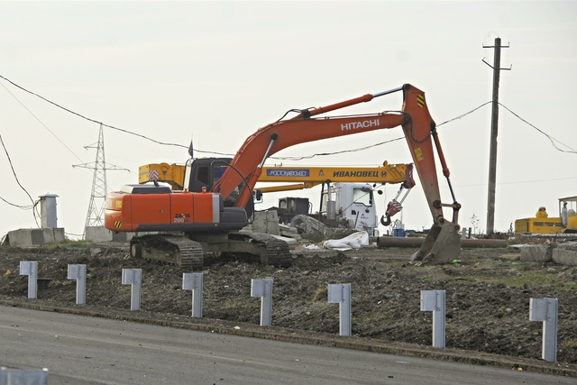 Вокруг строительства ЕКАДа разгорается скандал: чиновники хотят вырубить парк