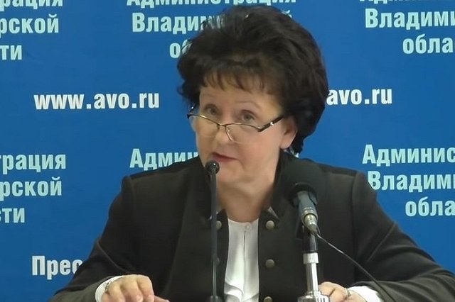 Чиновница назвала покупку и подвоз продуктов в школы делом родителей