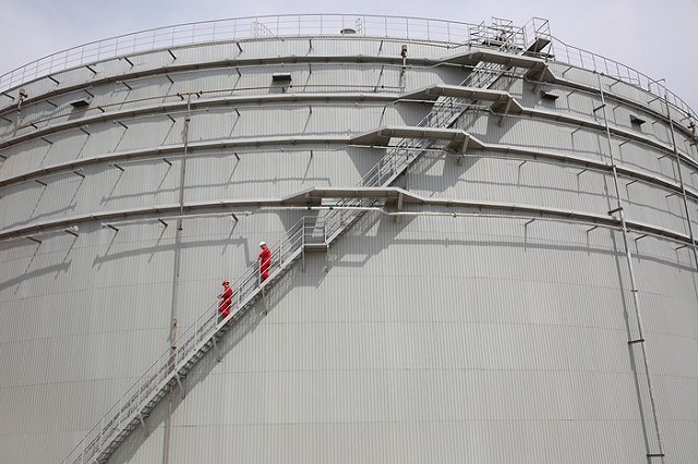 Белоруссия начала импорт норвежской нефти