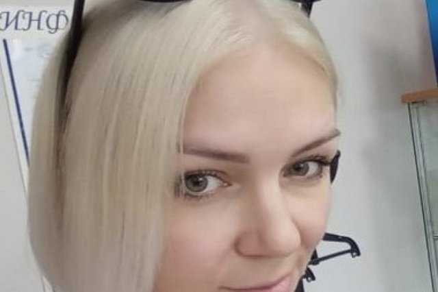 Ушла на работу и пропала: в Екатеринбурге разыскивают девушку без переднего зуба