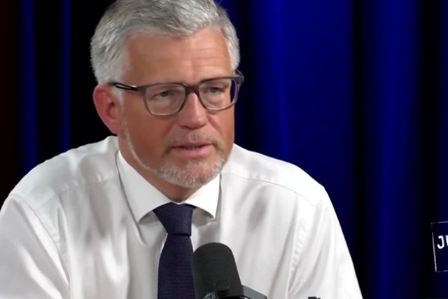 Экс-посол Украины обрушился на власти Германии, посадившие Киев «на диету»