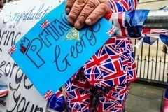 На крещении сын принца Уильяма вел себя странно