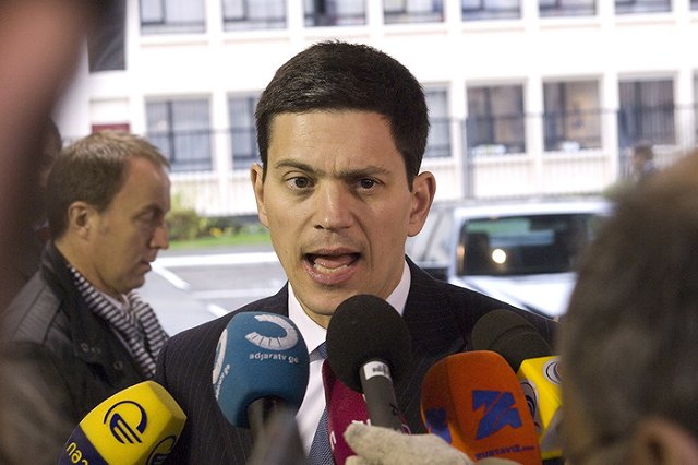 Лавров объяснил использование мата в разговоре с Милибэндом