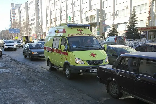 «Почаще бы Медведев приезжал!». Челябинцы сообщают, что дышать стало легче