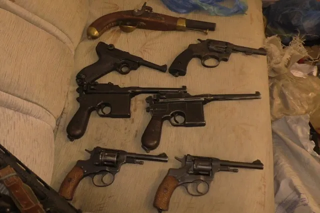 На Урале сотрудники полиции задержали мужчину, получившего посылку с разобранным «ТТ»