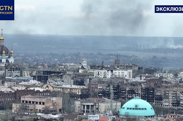 В ДНР сообщили об обстреле гуманитарного коридора в Мариуполе с территории «Азовстали»