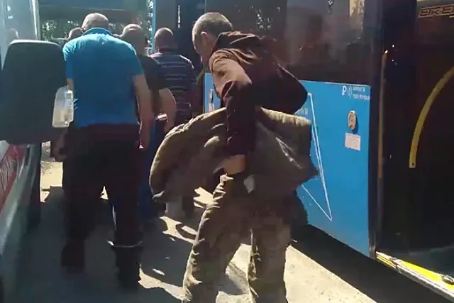 Из украинского плена вернули пятерых свердловчан