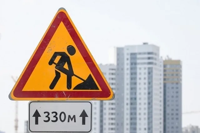 В Екатеринбурге застройщик перекрыл дорогу владельцам гаражей