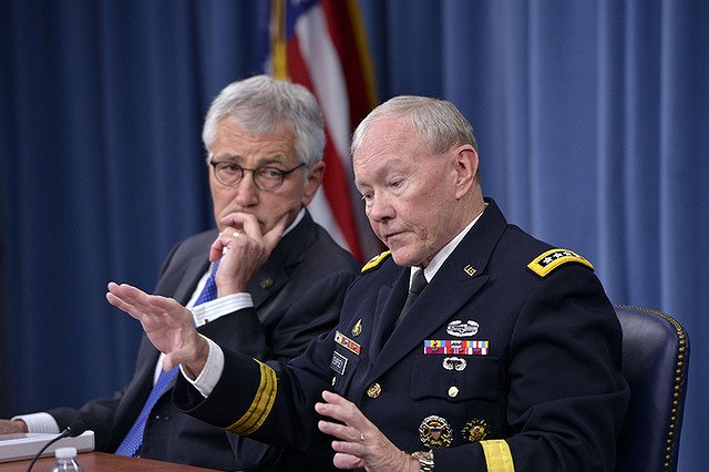 WSJ: США могут начать поставлять Киеву ракетные комплексы и стрелковое оружие