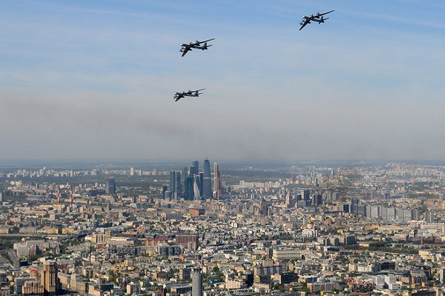 Жертвой аварии бомбардировщика Ту-95МС стал один член экипажа