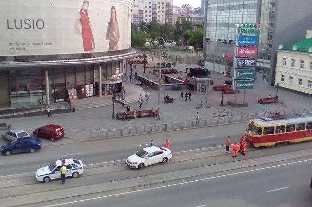 В ЕМУП «Гортранс» рассчитали стоимость часа простоя трамвая из-за ДТП