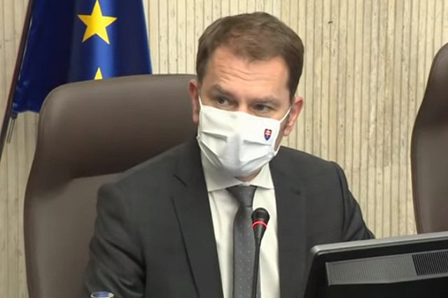 Политолог: Отставка правительства Матовича из-за «Спутник V» — признак несамостоятельности Словакии