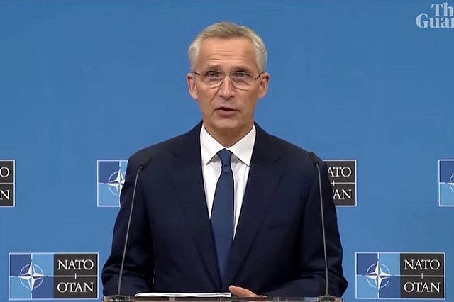 Медведев объяснил слова генсека НАТО о месте Украины в альянсе