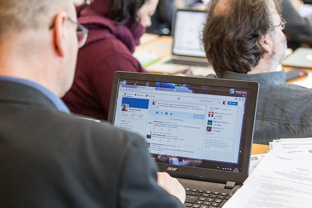 Американские ученые создали распознающую «пьяные» твиты нейросеть