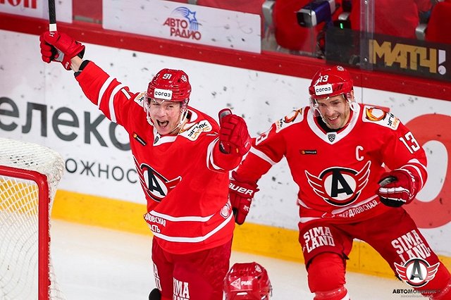 «Автомобилист» продлил победную серию, обыграв «Барыс»