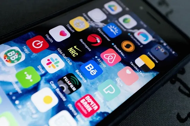 Airbnb бесплатно временно разместит 20 000 афганских беженцев