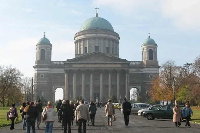 Жителям Екатеринбурга предложили неожиданное направление для путешествий по Европе