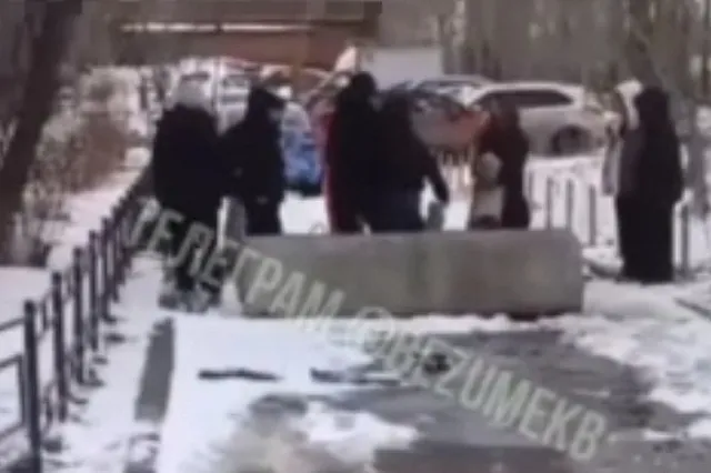 На Новой Сортировке подрались две школьницы из Киргизии